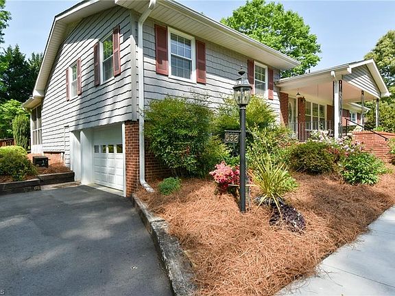 5th image of 532 Virginia Dr