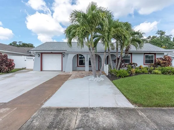 10038 84th St, Seminole, FL 33777
