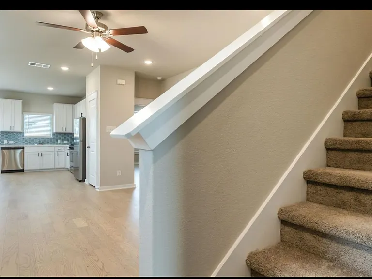 1527 Fenton Hill Dr — Photo 7