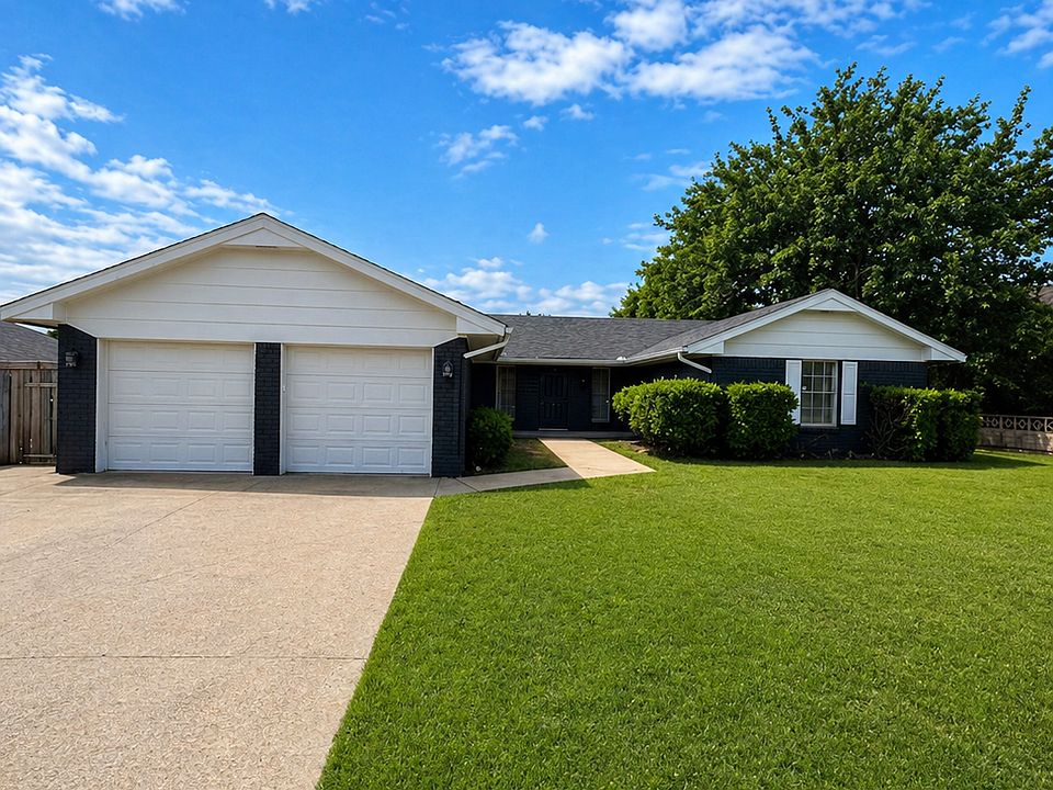 1st image of 509 SW 25th Pl