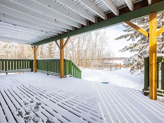 2nd image of 420 Lakeview Dr