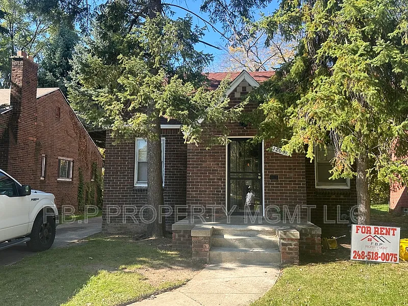 12031 Marlowe St