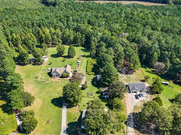 7406 Old Beulah Rd, Kenly, NC 27542