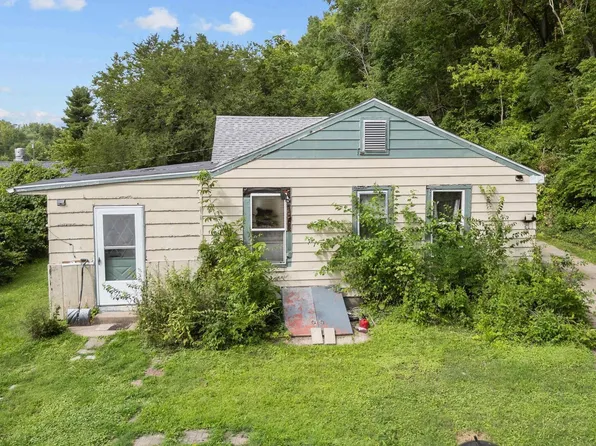242 S State Ave, Hampton, IL 61256