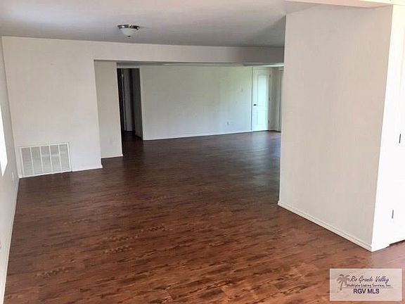 2nd image of 804 W 17th St