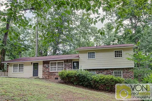 648 Montclair Dr SW Photo 1