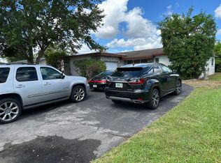3208 Knolls Rd, Hollywood, FL 33025