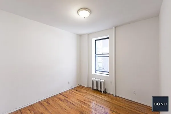 Rented by Bond New York | media 9