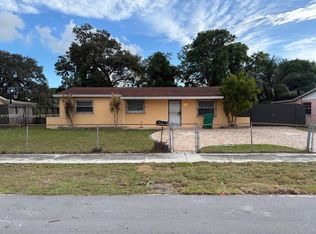 3834 NW 209th St, Miami Gardens, FL 33055