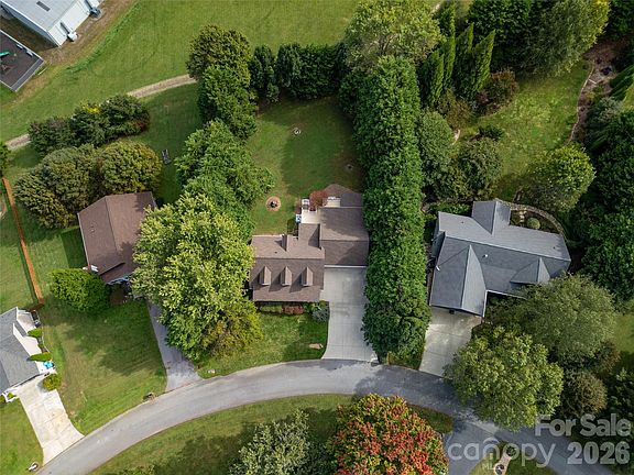 3rd image of 234 High Ridge Dr #23