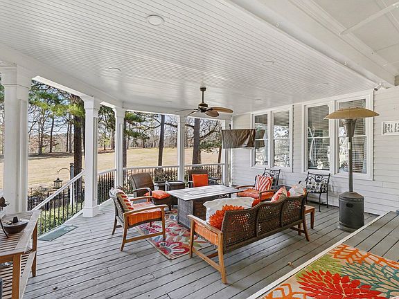 2nd image of 8824 Wildwood Links