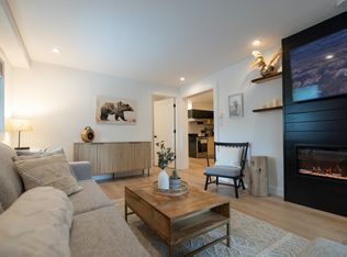2021 Karen Cres #100, Whistler, BC V8E0H1