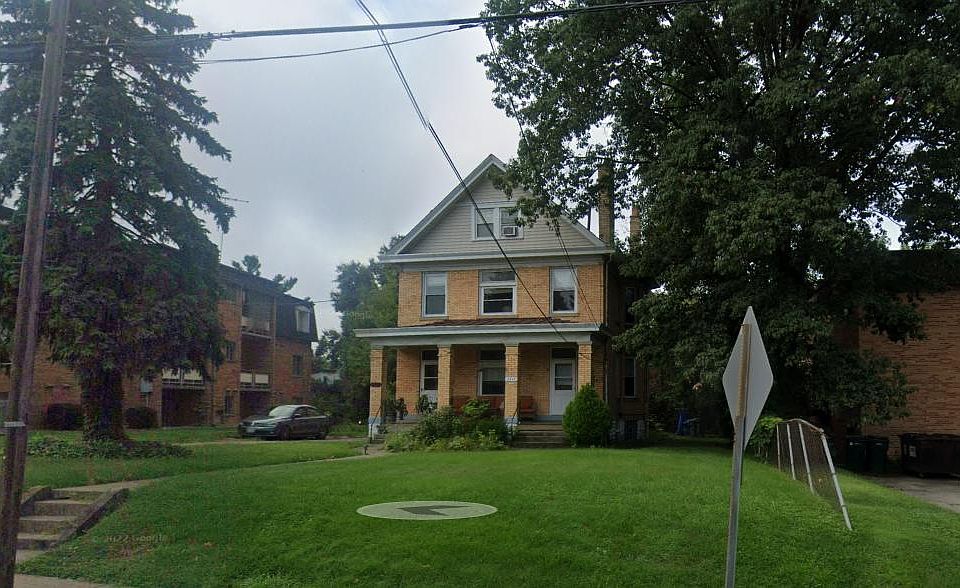 2nd image of 3215 Mozart Ave