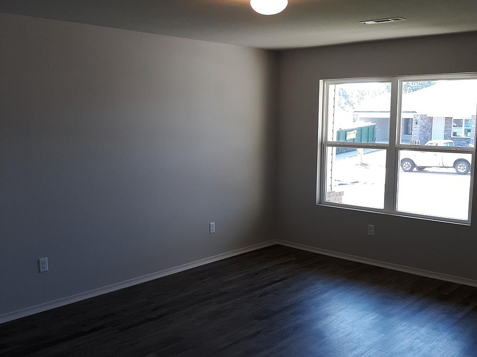 2nd image of 4408 Willow Ridge Dr