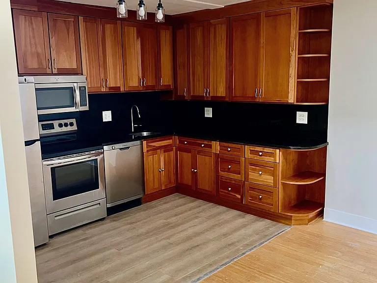 260 Lake St #126-2 — Photo 4