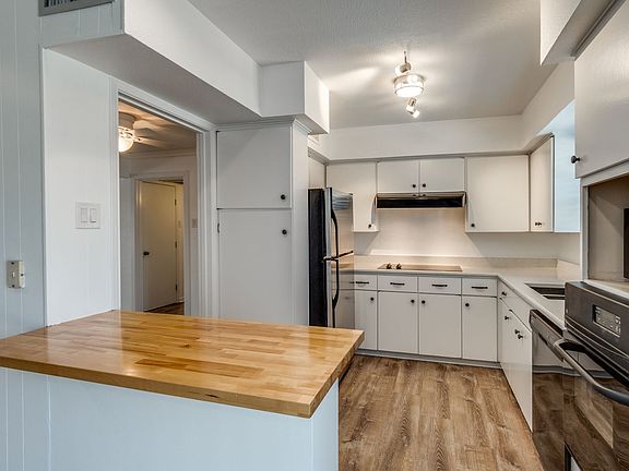 5th image of 5833 Birchbrook Dr APT 208