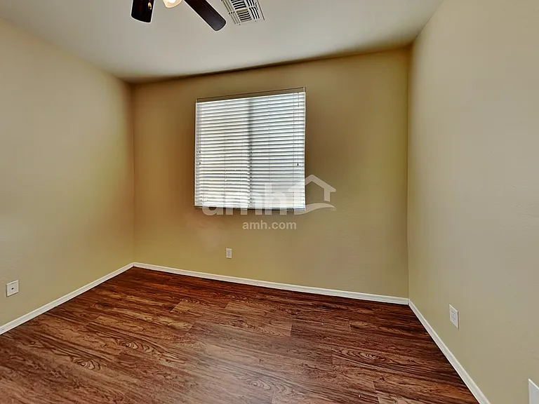 7227 W Darrow St — Photo 23