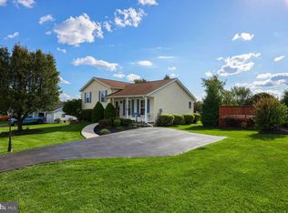 130 E Scarborough Fare, Stewartstown, PA 17363