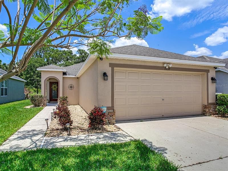 1st image of 7137 Forest Mere Dr