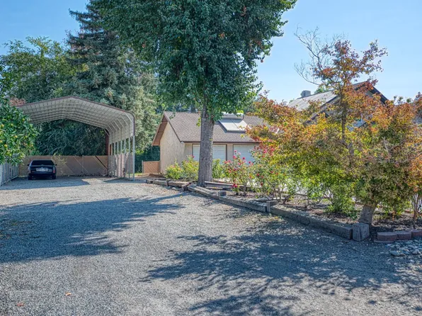 11249 Mountain View Dr, Madera, CA 93636