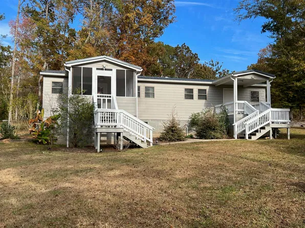 688 Foxglove Dr, Sparta, GA 31087