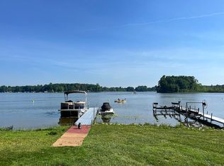9911 Lake Dr, Montgomery, MI 49255