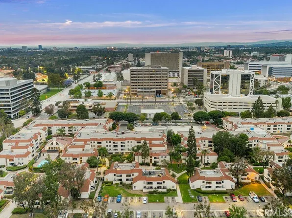 600 W 3rd St APT B303, Santa Ana, CA 92701