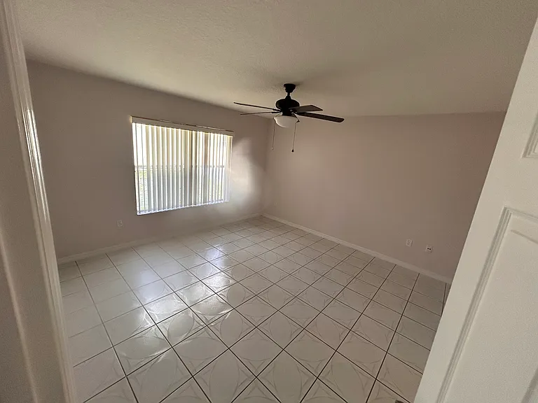 9 Ryall Ln #B — Photo 8