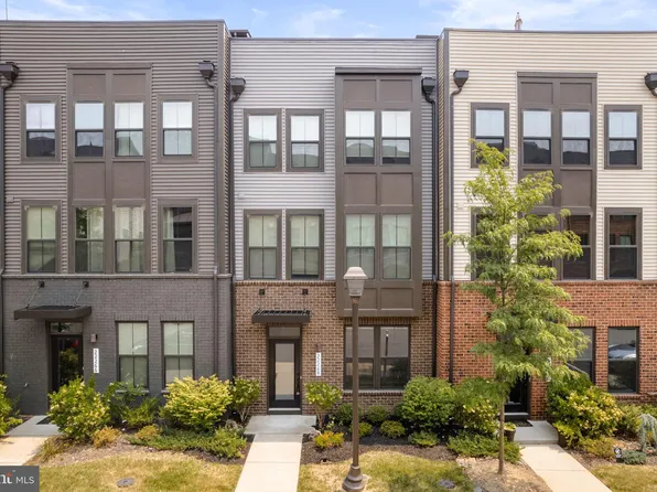 22268 Sims Ter, Ashburn, VA 20148