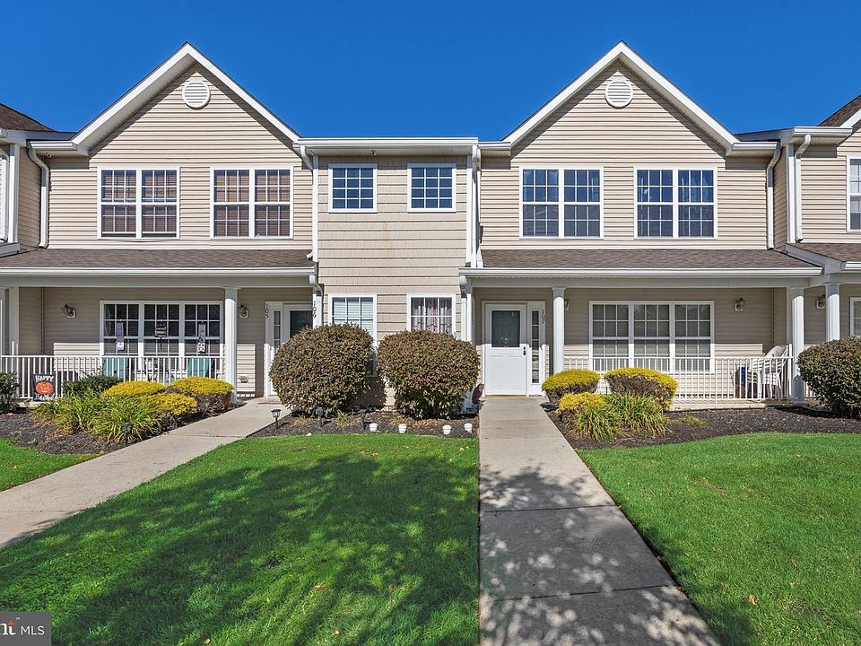1st image of 108 Redbud Ln