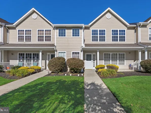 108 Redbud Ln, Mantua, NJ 08051