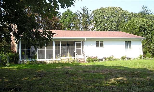 1st image of 614 E McDevitt Dr