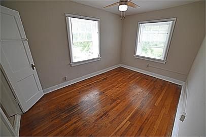1st image of 2811 Campbell St APT 3S