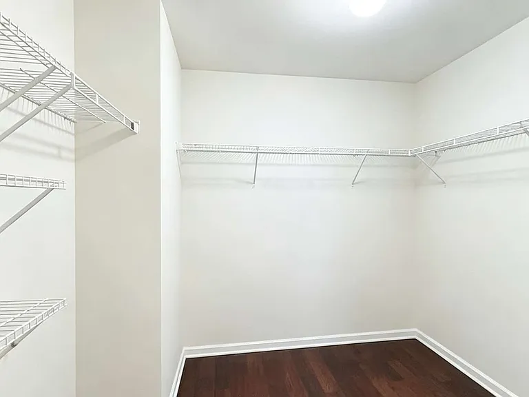 2440 Northmont Pkwy — Photo 33