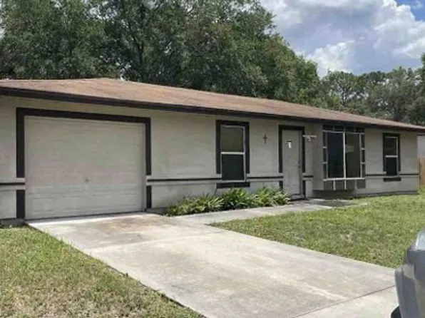 749 Santo Domingo Ave SW, Palm Bay, FL 32908