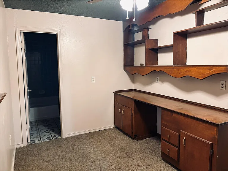 415 Zinn Dr — Photo 22