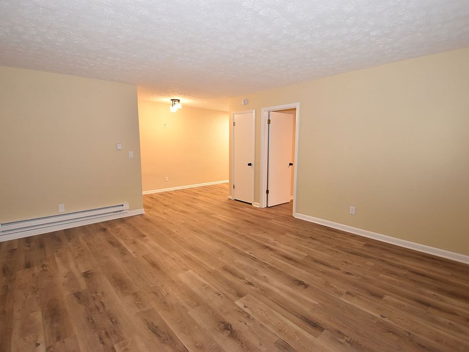 1st image of 11 W Mill St APT 6
