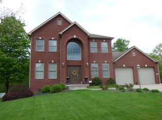 909 Gregory Ct, Cranberry Township, PA 16066