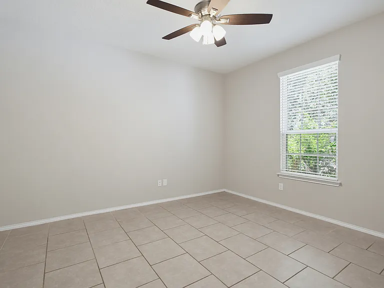 723 Trinity Star — Photo 3