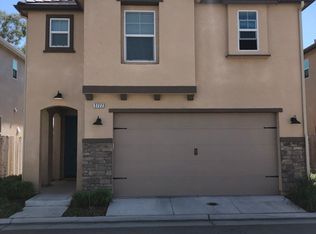 3722 Savant Ln, Clovis, CA 93619