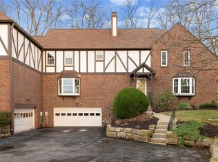 236 Allenberry Cir, Pittsburgh, PA 15234