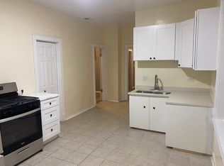 5125 W 30th St APT 1F, Cicero, IL 60804