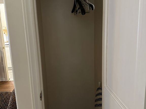 3rd image of 6333 Coxe Rd #3