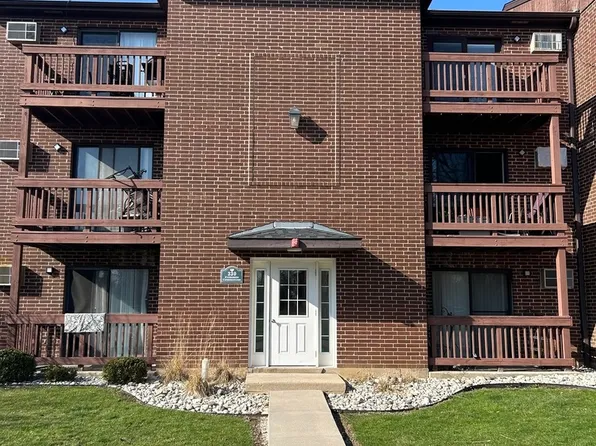 330 Shorewood Dr APT 3B, Glendale Heights, IL 60139