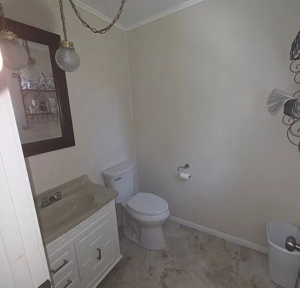 263 N Greenbush Rd — Photo 5