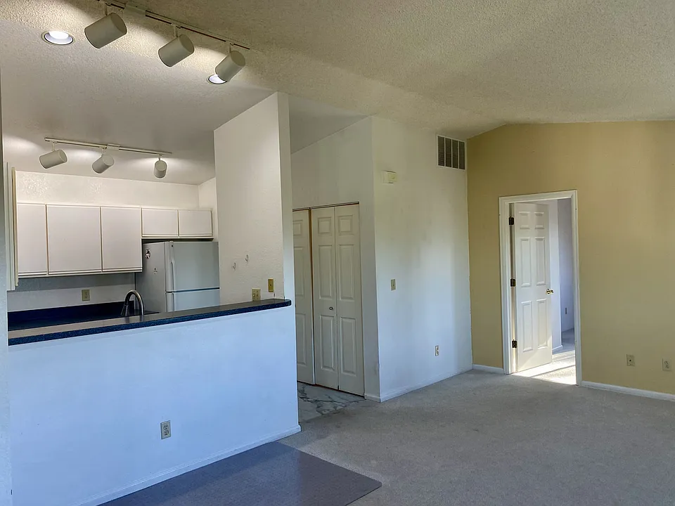 Open sight lines from the kitchen to the family room.