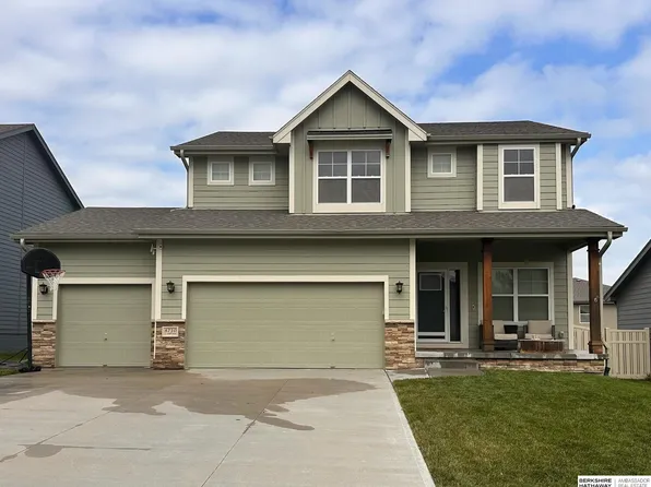 8710 S 168th Ave, Omaha, NE 68136