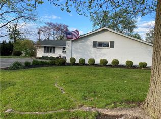 4904 Arrowhead Dr, Dayton, OH 45440