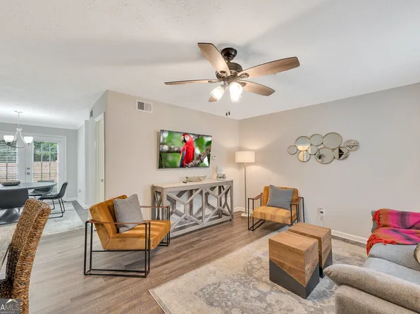 2304 Salt Springs Pl, Austell, GA 30168