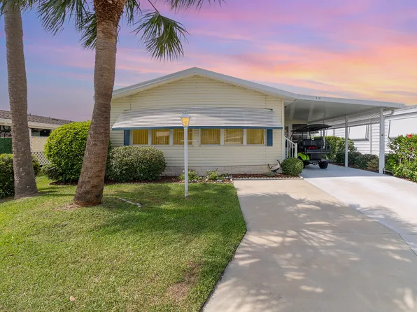 816 Hyacinth Cir, Barefoot Bay, FL 32976